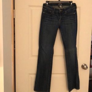 Woman’s lucky Zoe boot jeans. Size 28/6.
